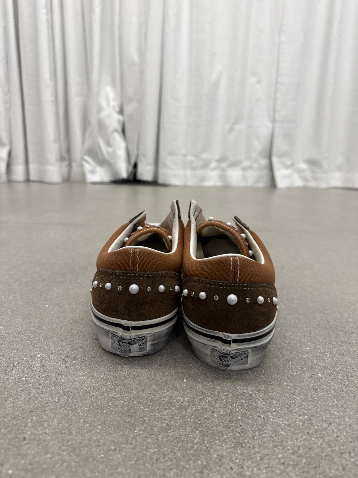 Vans LX Old Skool 36 cocoa brown pearlized sneakers heel view with pearl-studded heel collar trim