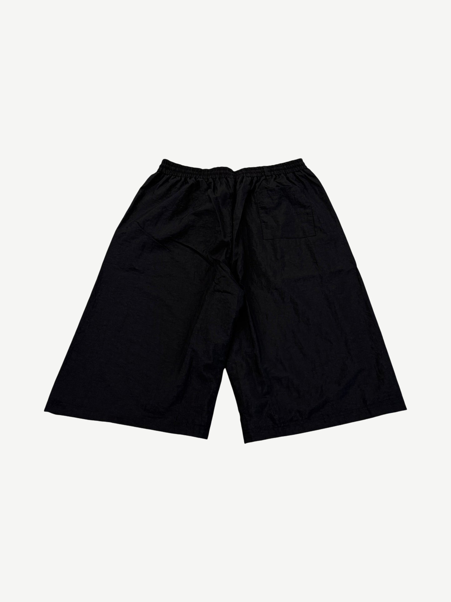 Happy Memories Don't Die HMDD Black Juggernaut 3/4 Shorts