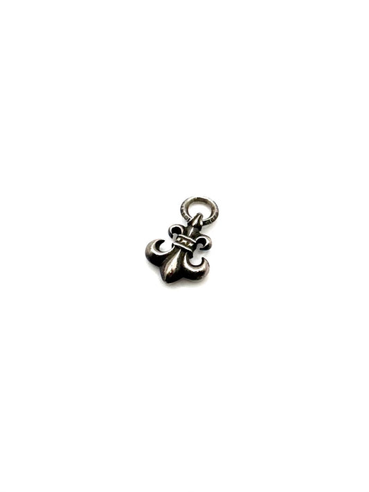 Chrome Hearts Small Silver Fleur Pendant