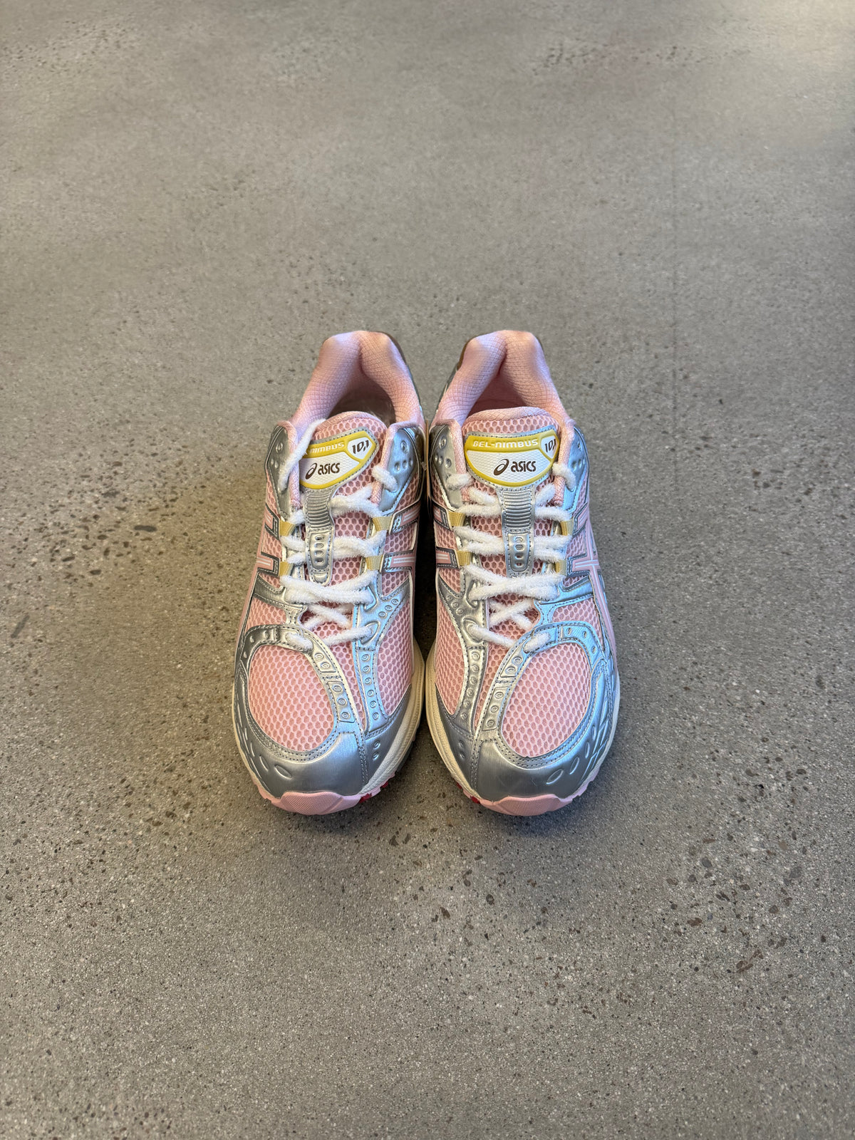 Asics Vandy the Pink x atmos Banana Split Strawberry Gel-Nimbus 10.5