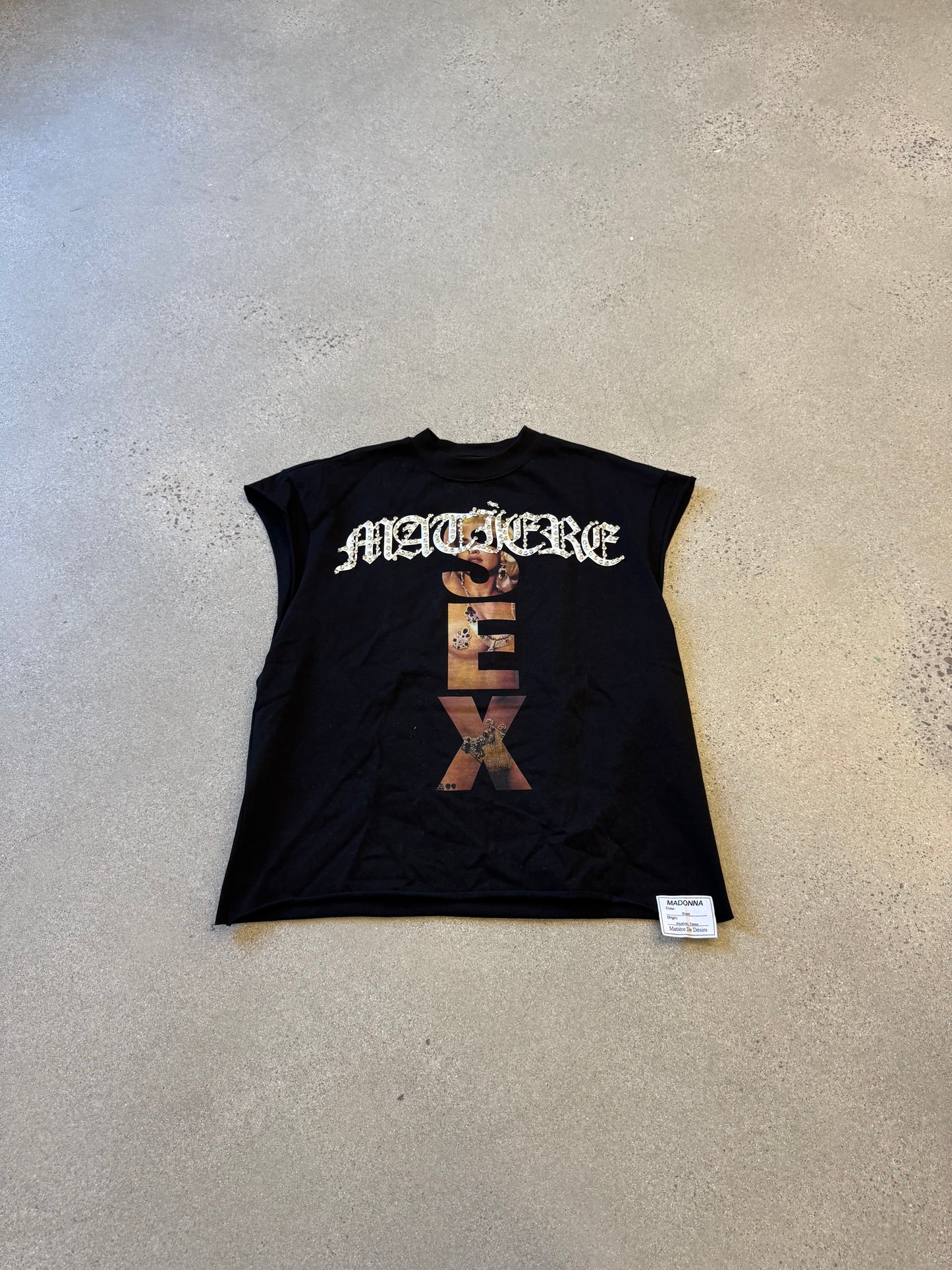 Matiere de Desirs Black Madonna Sex Cutoff Tee
