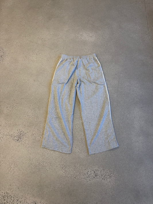GV Gallery Raspberry Hills Gray Lil Leon Sweatpants