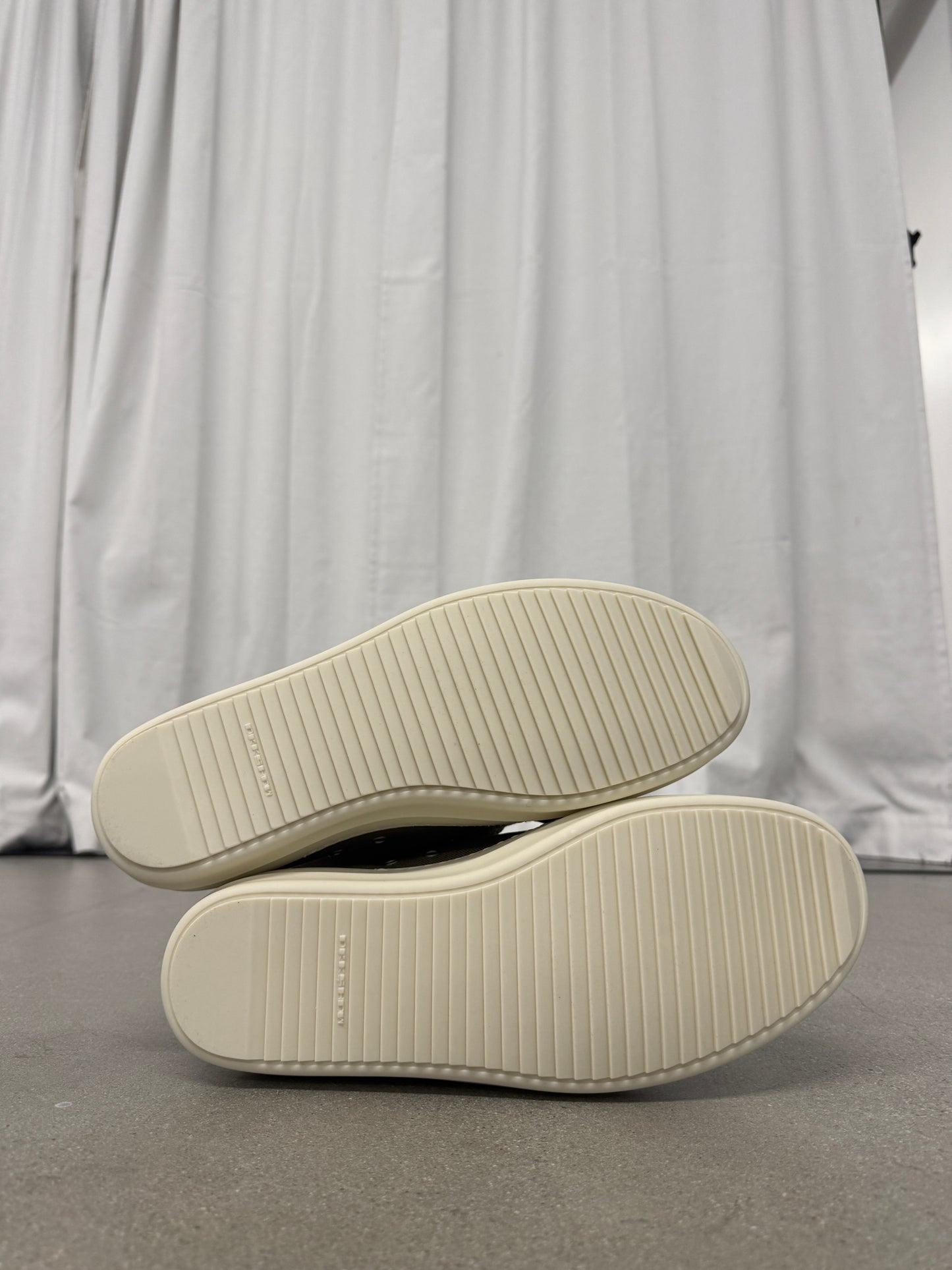Rick Owens DRKSHDW Mineral Jumbo Lace Low Sneakers