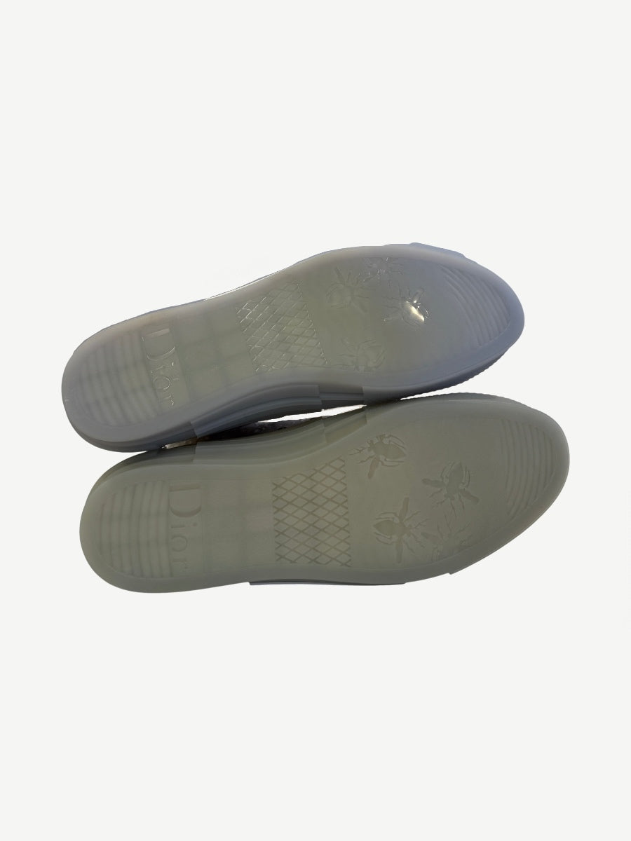 Dior B23 high-top translucent rubber outsole with embossed Dior logo and bee detail