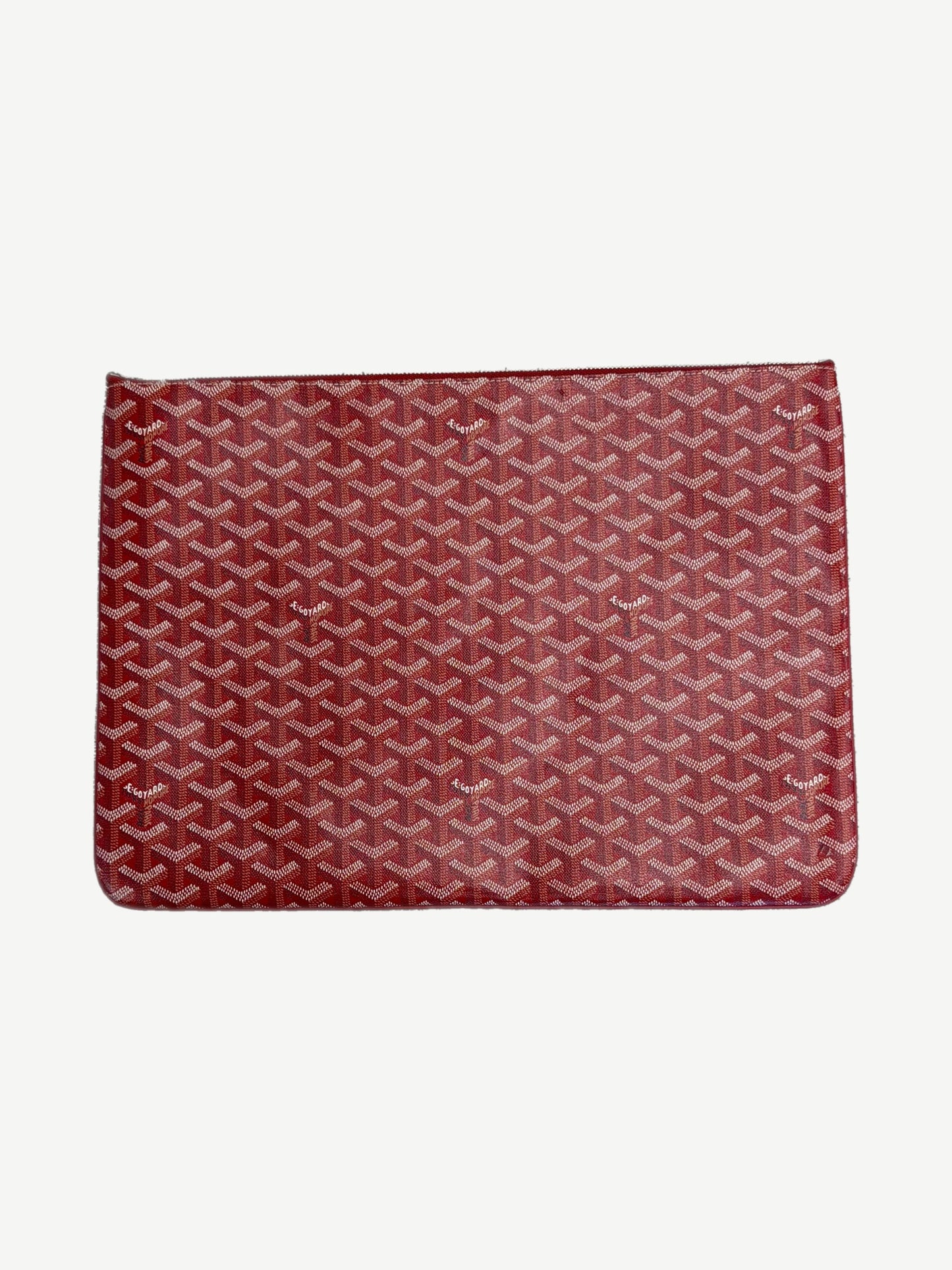 Goyard red Senat GM pouch with signature chevron Y monogram coated canvas, flat lay top view.