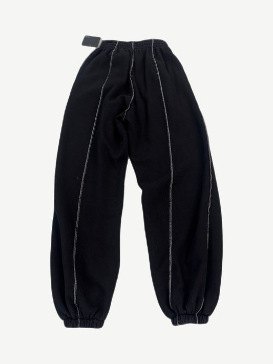 HMDD seam sweatpants back view in black fleece with contrast exposed seam stitching detail