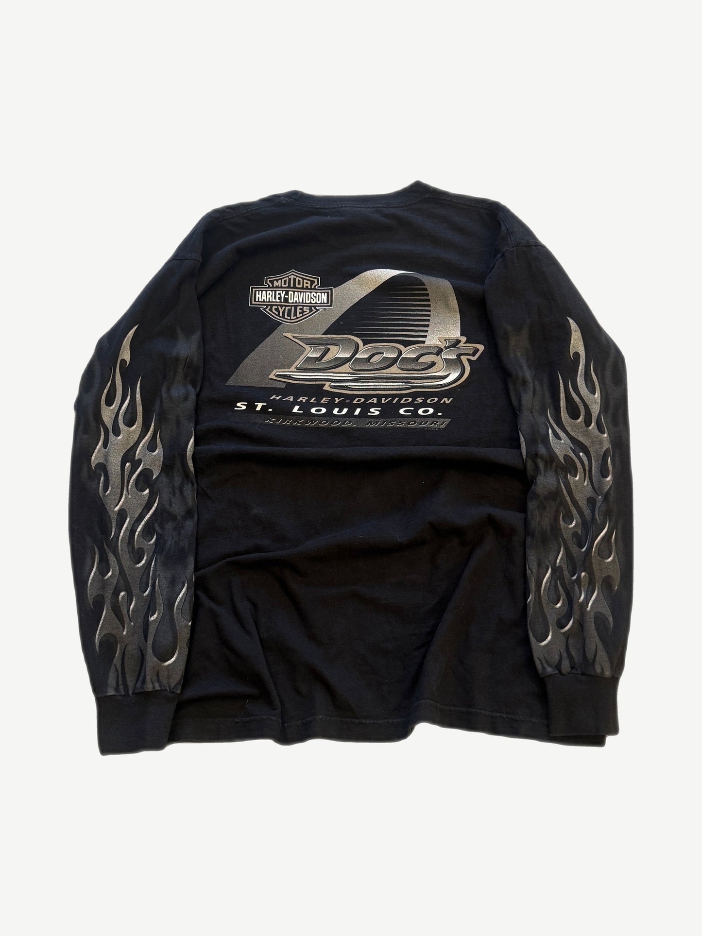 Vintage Harley Davidson longsleeve back graphic of Doc's St. Louis Missouri dealership with Gateway Arch