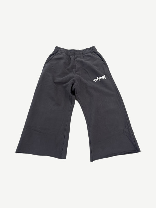 HMDD gray organic cotton 3/4 length sweat shorts front view with elastic drawstring waistband