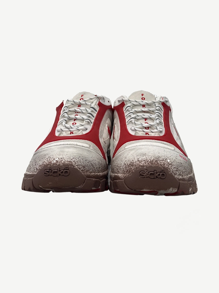 Sicko x 424 hiking shoes front pair view, white and red uppers with Sicko branded toe caps and mud-effect sole.