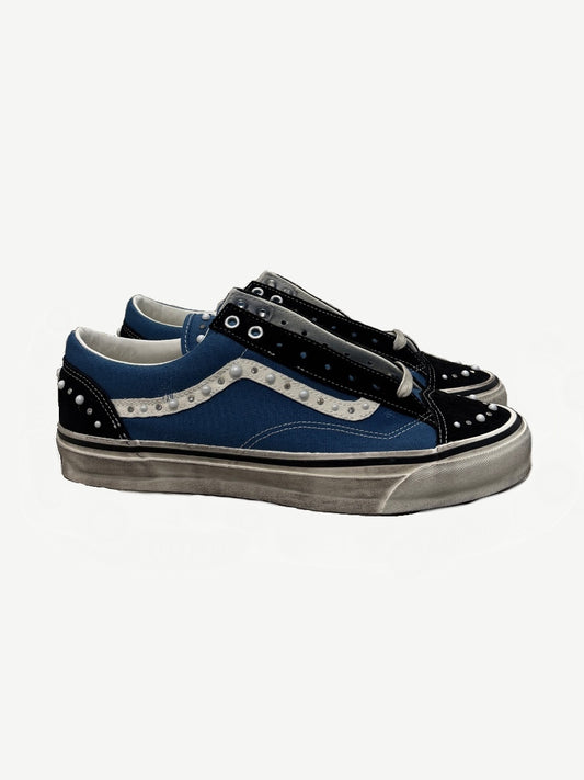 Vans Vault OG Old Skool LX 36 sneakers in black and navy pearlized leather with classic white jazz stripe.