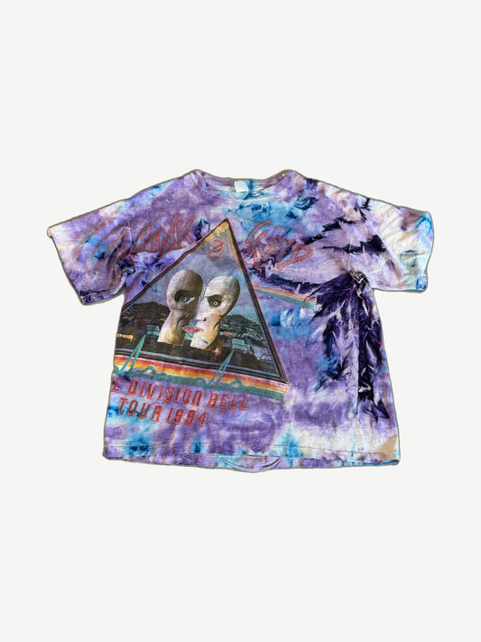 Vintage Pink Floyd Division Bell 1994 tour tee with purple blue tiedye and prism faces graphic print.